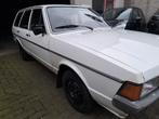 Volkswagen passat stationcar 1977 benzine oldtimer, Auto's, Oldtimers, Volkswagen, Handgeschakeld, Stationwagon, Bedrijf