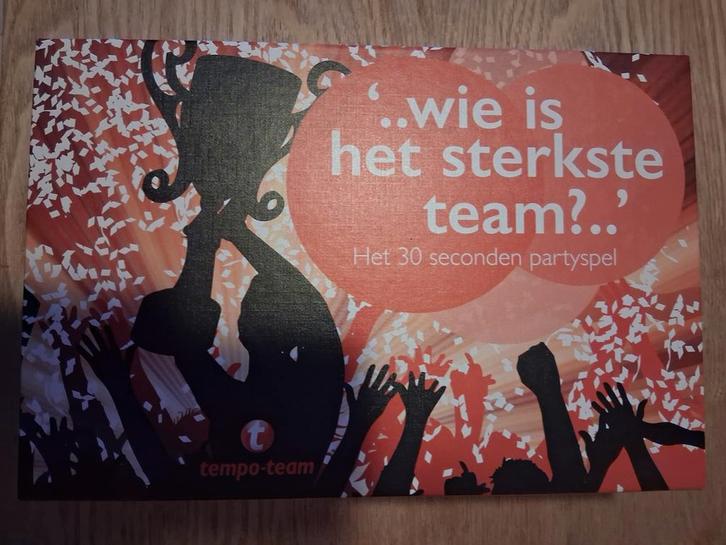 Wie is het sterkste team? - Partyspel, Hobby en Vrije tijd, Gezelschapsspellen | Bordspellen, Zo goed als nieuw, Drie of vier spelers