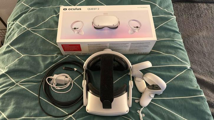Oculus Quest 2 64GB, KIWI hoofdband, Spelcomputers en Games, Virtual Reality, Zo goed als nieuw, Overige platformen, Ophalen of Verzenden