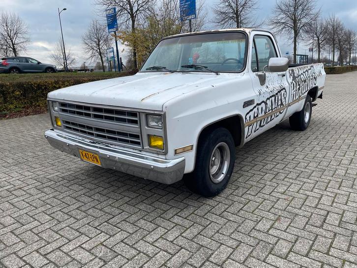 GMC 1986 Wit, Auto's, Bestelauto's, Particulier, Cruise Control, Isofix, Benzine, Automaat, Geïmporteerd, Wit, Beige, Stof, Achterwielaandrijving