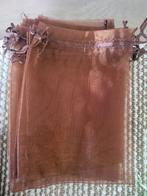 25 Organza Zakjes - Bruin 14x17cm, Ophalen of Verzenden, Nieuw, Feestartikel, Overige