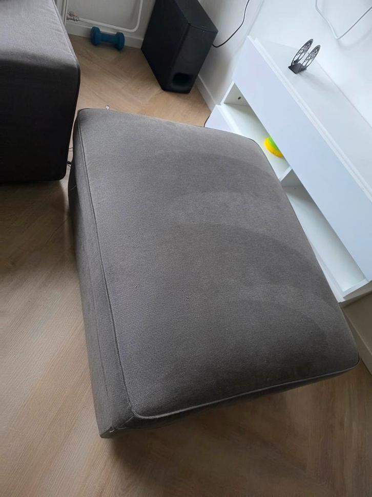 Ikea Kivik poef grijs, Huis en Inrichting, Banken | Voetenbanken en Poefen, Zo goed als nieuw, Minder dan 50 cm, Minder dan 50 cm
