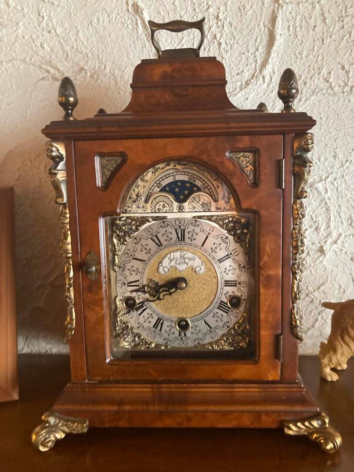 John Thomas London Vintage Tafelklok, Antiek en Kunst, Antiek | Klokken, Ophalen