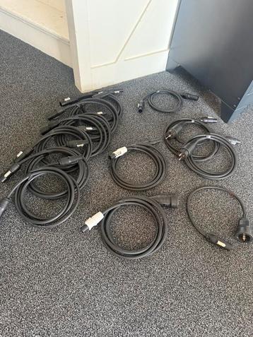 Powercon True1 bekabeling beschikbaar voor biedingen