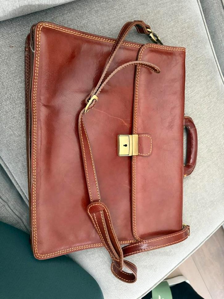 Vintage leren handtas - Made in Italy, Sieraden, Tassen en Uiterlijk, Tassen | Damestassen, Gebruikt, Handtas, Bruin, Ophalen of Verzenden