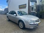 Ford Mondeo 1.8-16V Platinum, Auto's, Origineel Nederlands, Mondeo, Te koop, Zilver of Grijs