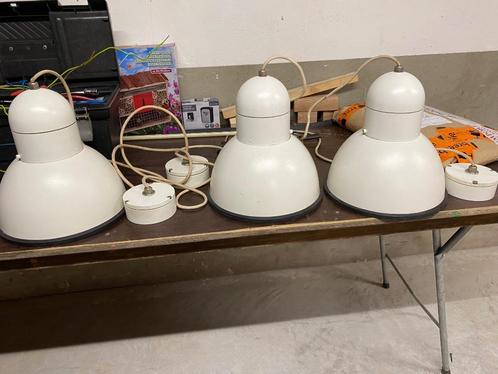 Set van 3 Bega Lampen Industrieel/Klok model Wit 28cm, Huis en Inrichting, Lampen | Hanglampen, Gebruikt, Minder dan 50 cm, Glas
