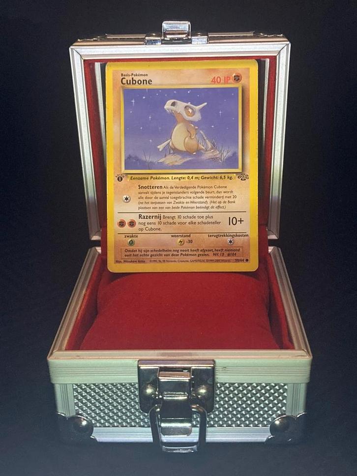 Cubone 1st edition - Jungle, Hobby en Vrije tijd, Verzamelkaartspellen | Pokémon, Zo goed als nieuw, Ophalen of Verzenden