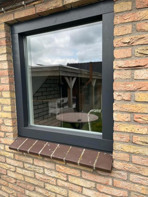 Kunststof Kozijn met HR++ ral kleur 7016 antraciet grijs, Doe-het-zelf en Verbouw, Glas en Ramen, Gebruikt, Gevelraam of Ruit