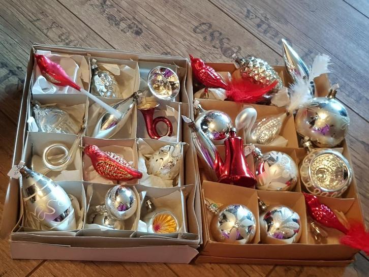 Kerstballen vintage zilver rood vogels ornamenten, Diversen, Kerst, Zo goed als nieuw, Ophalen of Verzenden