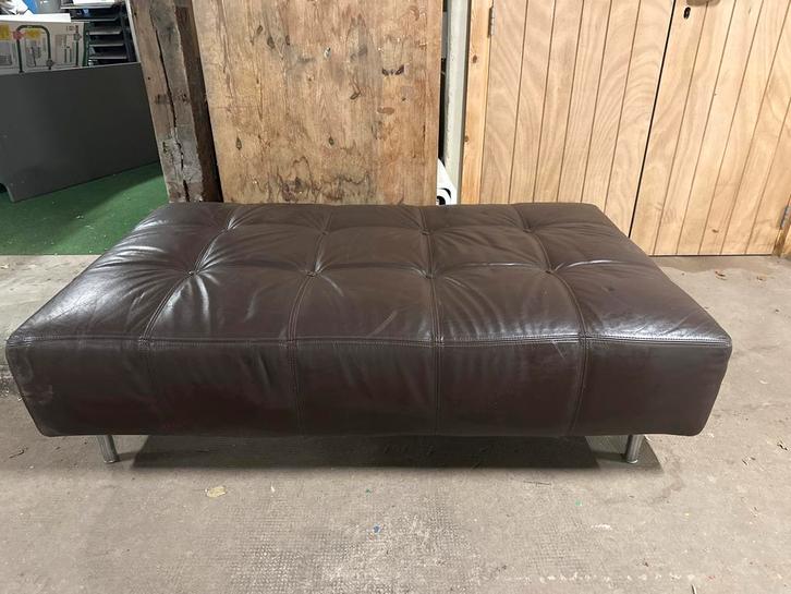 Jan des Bouvrie leren pouf bank, Huis en Inrichting, Banken | Voetenbanken en Poefen, Gebruikt, 75 tot 100 cm, 100 tot 125 cm