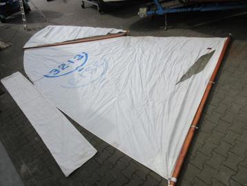 Dektent en tuigage (mast, giek, gaffel en zeilen) van BMer   beschikbaar voor biedingen