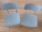 2 Ahrend Revolt Friso Kramer Design Stoelen Kleur Grijs, Ophalen, Gebruikt, Twee, Grijs