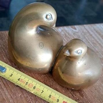 Vintage retro koperen vogels moeder kuiken goede conditie  beschikbaar voor biedingen
