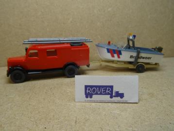 WIKING 1:87, BRANDWEER, OPEL BLITZ + Boottrailer, Zie Foto`s beschikbaar voor biedingen