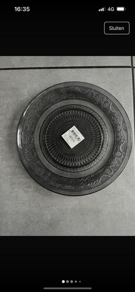 Mooi zwarte ontbijtborden 18 stuks, Huis en Inrichting, Keuken | Servies, Zo goed als nieuw, Bord(en), Overige stijlen, Ophalen