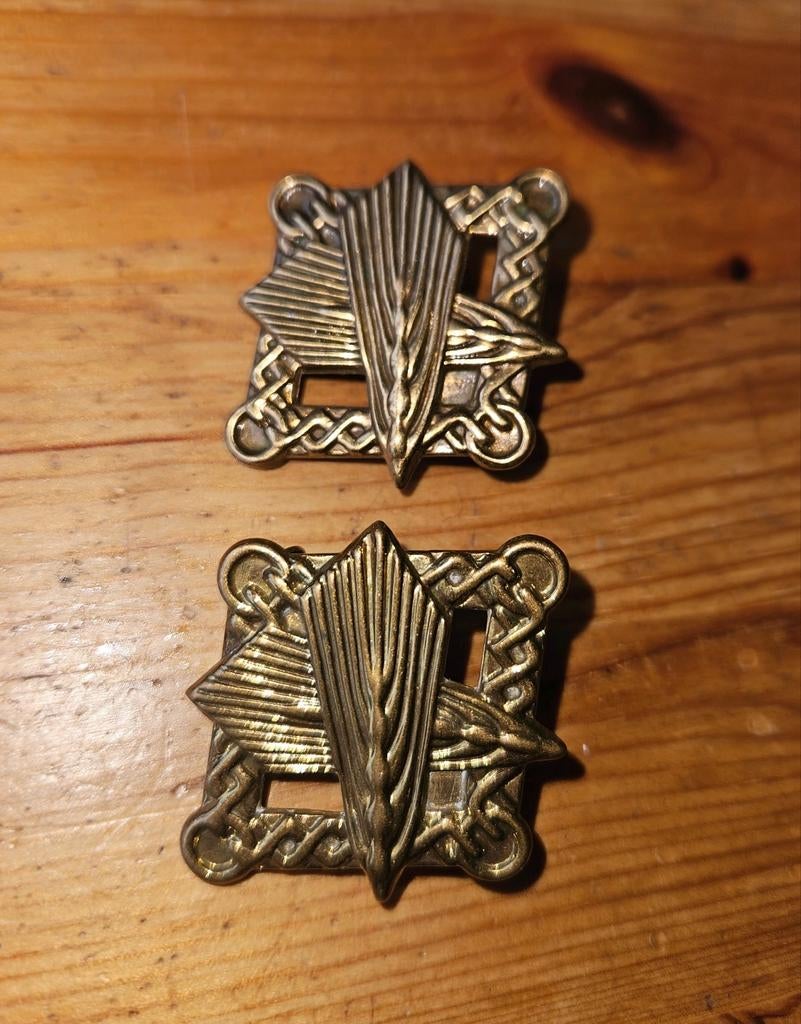 Set schouderemblemen Intendance, Verzamelen, Ophalen of Verzenden, Landmacht, Nederland, Embleem of Badge