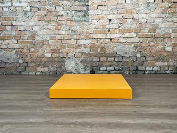 Design Salontafel oranje bij TheReSales beschikbaar voor biedingen