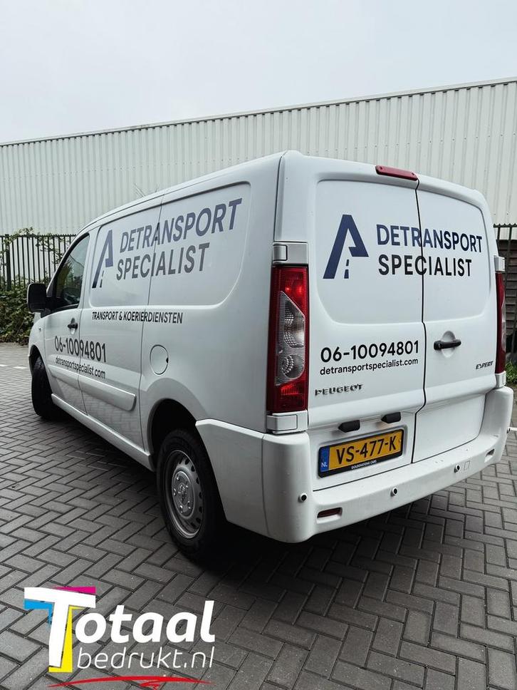 Bedrijfswagen beletteren in Lelystad – Totaal Bedrukt, Diensten en Vakmensen, Promotie- en Reclamebureaus, Conceptontwikkeling