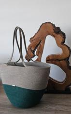 HANDMADE  touwtas/mand, Sieraden, Tassen en Uiterlijk, Tassen | Damestassen, Ophalen of Verzenden, Nieuw, Overige kleuren, Schoudertasje