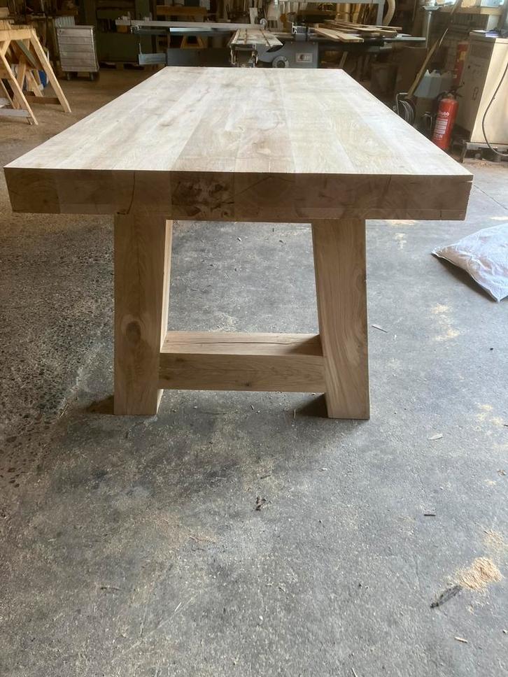 Eiken tafel  dik blad met onderstel 240 x 100 x 10 cm dikkk, Tuin en Terras, Tuintafels, Zo goed als nieuw, Rechthoekig, Hout
