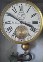 vroege Brillie (geen ATO) moederklok uit 1910 in eiken kast, Ophalen