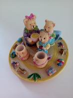 Een Miniatuur Beren Tafereeltje, Verzamelen, Beren en Cherished Teddies, Overige merken, Beeldje, Gebruikt, Ophalen of Verzenden