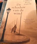 Carlos Ruiz Zafón - De schaduw van de wind, Boeken, Ophalen of Verzenden, Zo goed als nieuw, Carlos Ruiz Zafón