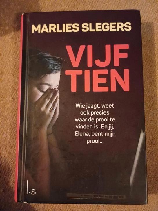 Marlies Slegers - Vijftien, Boeken, Thrillers, Zo goed als nieuw, Ophalen of Verzenden