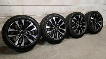 Winterbanden Mercedes C-klasse W206 S206 225/50/17 245/45/17 beschikbaar voor biedingen