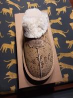 Camel leren merk pantoffels met spikkels  te koop maat 38, Kleding | Dames, Schoenen, Nieuw, Pantoffels of Sloffen, Ophalen of Verzenden