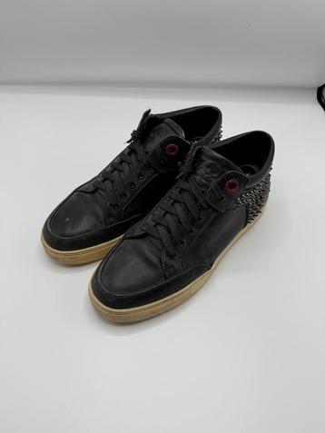 Royaums Kilian studs black US 9 / EU 43 beschikbaar voor biedingen