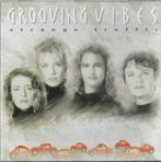 cd van Grooving Vibes – Strange Traffic, Cd's en Dvd's, Cd's | R&B en Soul, Zo goed als nieuw, Verzenden