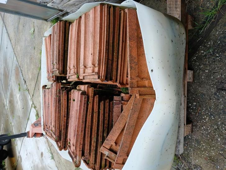 Te koop party  rode dakpannen met nokpan Gebr Noten Swalmen, Doe-het-zelf en Verbouw, Dakpannen en Dakbedekking, Zo goed als nieuw