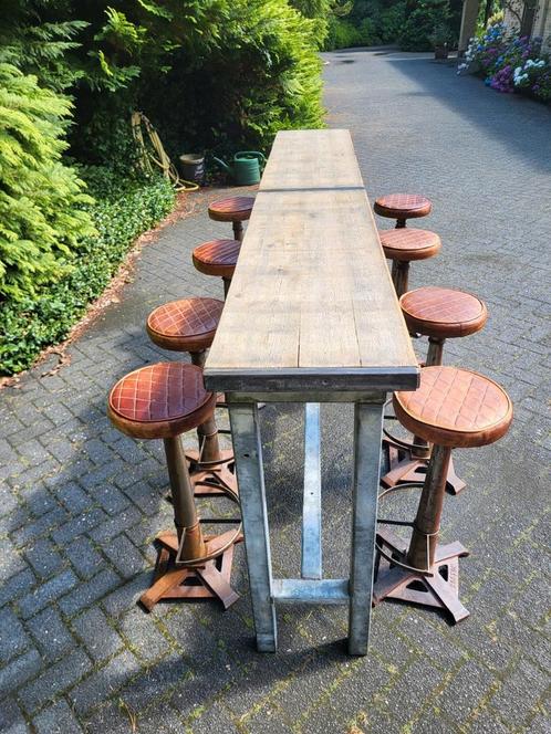 Mooie bar/sta tafels met barkrukken te koop., Huis en Inrichting, Tafels | Statafels, Zo goed als nieuw, Ophalen