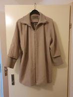 Beige jas. Maat 46, Kleding | Dames, Ophalen of Verzenden, Gedragen, Maat 46/48 (XL) of groter, Beige