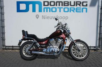 SUZUKI VS 700 INTRUDER (bj 1986) zeer netjes beschikbaar voor biedingen