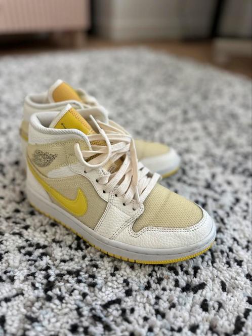 Nike Air Jordan 1 Mid SE “Lemon Yellow” Size EU 36.5, Kleding | Dames, Schoenen, Zo goed als nieuw, Sneakers of Gympen, Geel, Ophalen of Verzenden
