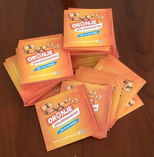 40 pakjes Oranje Spelerskaarten onderzetters AH, Verzamelen, Supermarktacties, Albert Heijn, Ophalen