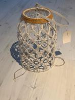 Mooie decoratieve lamphouder, Huis en Inrichting, Ophalen, 25 tot 50 cm, Wit, Rond