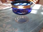 blauw glazen schaaltje bonbon met gouden rand ,rode steentje, Antiek en Kunst, Antiek | Glas en Kristal, Ophalen of Verzenden