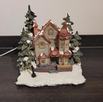 Mooi kerst huisje! Voor in een kerstdorpje of los! Met doos! beschikbaar voor biedingen