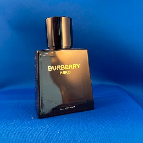 Burberry Hero, Sieraden, Tassen en Uiterlijk, Uiterlijk | Parfum, Nieuw, Verzenden