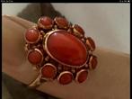 Antieke gouden ring Entourage Bloedkoraal, 14 karaat goud, Verzenden, Zo goed als nieuw, 17 tot 18, Dame