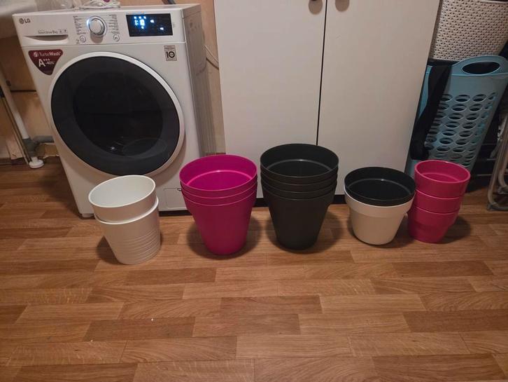 Plantenpotten roze grijs wit, Tuin en Terras, Bloembakken en Plantenbakken, Zo goed als nieuw, Kunststof, Minder dan 30 cm, Rond