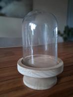 Glazen stolp met houten voet, Ophalen of Verzenden, Zo goed als nieuw