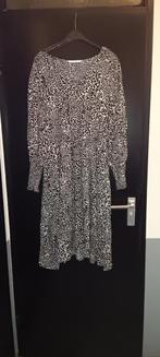Jurk met V-hals zwart/wit print merk Miljuschka by Wehkamp, Kleding | Dames, Miljouska, Ophalen of Verzenden, Zo goed als nieuw
