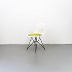 3 Vitra Eames DSR stoel kuip Apple Green onderstel Zwart, Huis en Inrichting, Stoelen, Niet ingevuld, Niet ingevuld, Zo goed als nieuw