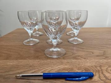 7 kristallen sherryglaasjes beschikbaar voor biedingen