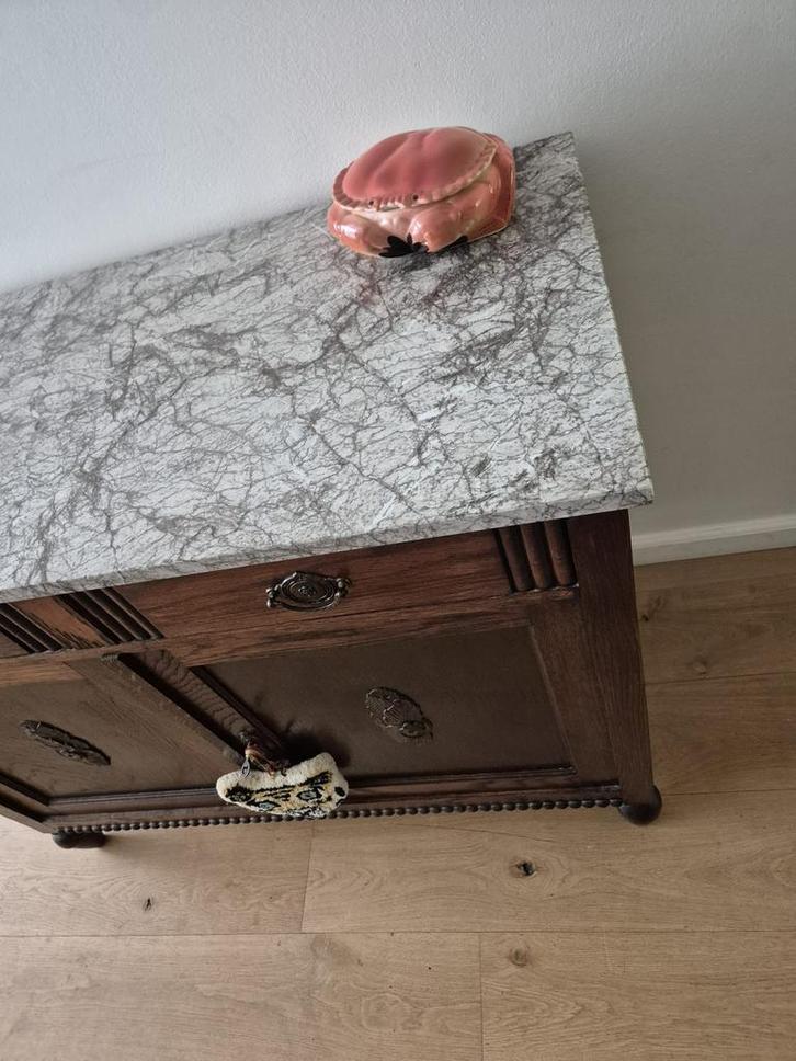Antieke vintage commode dressoir kast eikenhout marmer blad, Kinderen en Baby's, Kinderkamer | Commodes en Kasten, Zo goed als nieuw